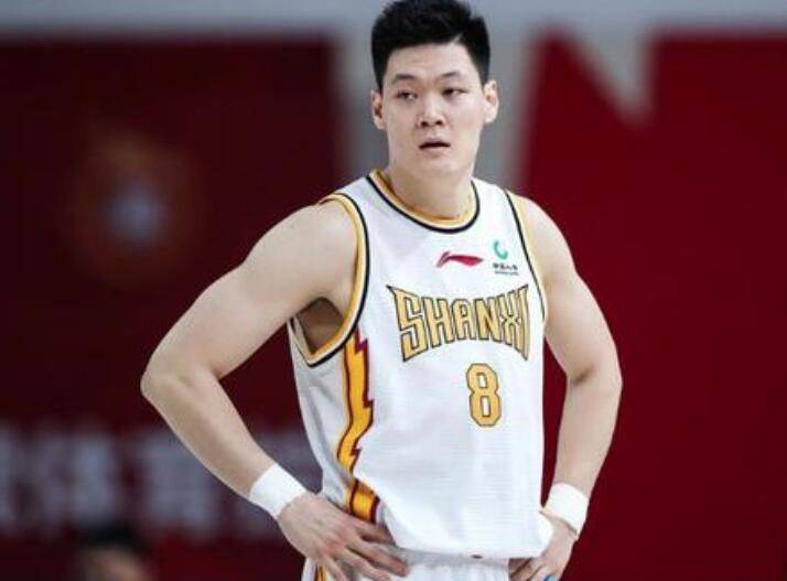 记者：帕尔默缺席欧冠赛前训练，但球员并未受伤（记者：帕尔默未参加欧冠赛前训练，确认无伤病）