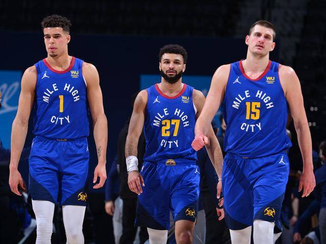 快船队状态回升，连续两场胜利（快船重拾状态，连胜两场）