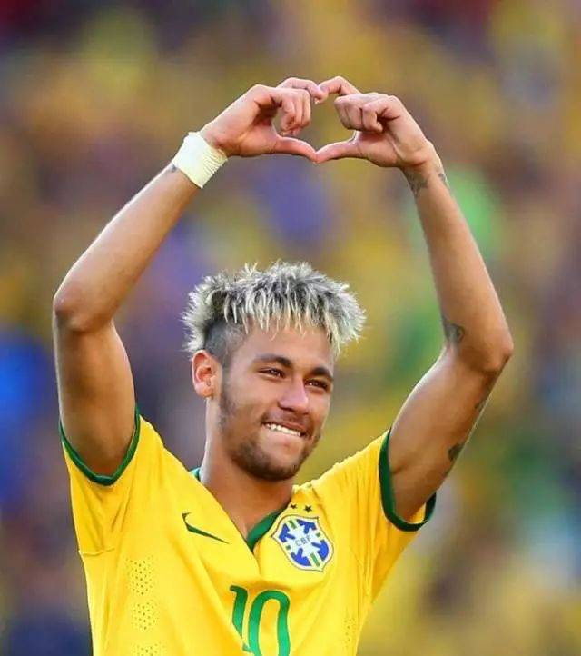 萨利巴：很高兴晋级联赛杯半决赛，我们必须从上赛季吸取教训（萨利巴：闯入联赛杯四强令人欣喜，必须汲取上季教训）