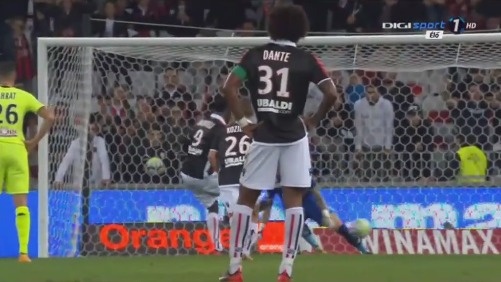 西媒：曼联、巴黎和尤文等关注19岁图卢兹左后卫梅塔利（西媒称：曼联、巴黎、尤文等豪门有意19岁图卢兹左后卫梅塔利）