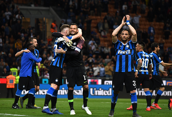 活塞主帅：七人得分上双是每场的目标，鼓励奥萨尔更多投中距离（活塞主帅：每场力争七人上双，盼奥萨尔多出手中投）