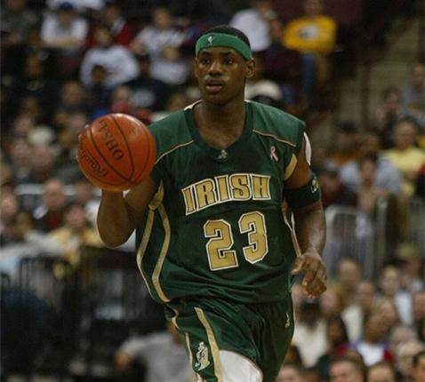 巴萨vs阿拉维斯首发：亚马尔领衔，德容缺席，佩德里替补（巴萨对阿拉维斯首发公布：亚马尔领衔，德容缺席，佩德里替补）