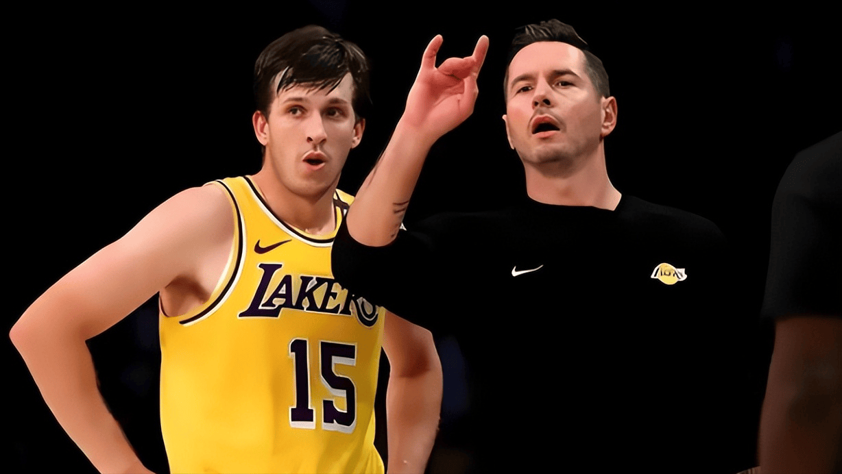 TA：球员版长袖球衣全面回归，实现从性能到美学的个性表达（TA：球员版长袖战袍回归，从性能到美学全面释放个性）