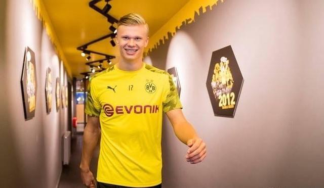 1球1造点，官方：布拉欣·迪亚斯当选非洲杯揭幕战全场最佳（布拉欣·迪亚斯一射一造点，官方评为非洲杯揭幕战全场最佳）