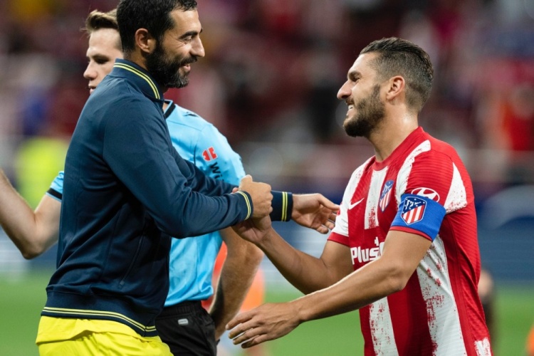 意甲战报：伊萨克森、厄德高破门，十人拉齐奥1-1博洛尼亚（意甲速递：伊萨克森、厄德高建功，十人拉齐奥1-1战平博洛尼亚）