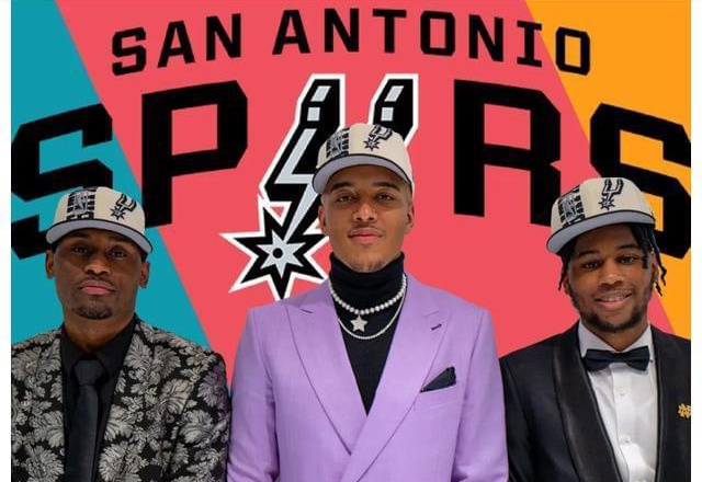 马德兴：U18国足11月将与吉尔吉斯斯坦U18进行两场内部热身赛（马德兴：U18国足将于11月与吉尔吉斯斯坦U18进行两场封闭热身赛）