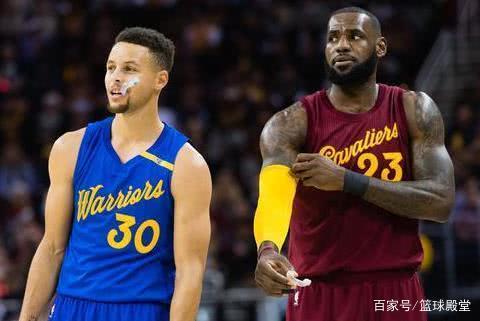 库蒂尼奥为小儿子庆祝生日，一家人身穿他效力过球队的球衣（库蒂尼奥为幼子庆生，全家身穿他曾效力球队球衣）