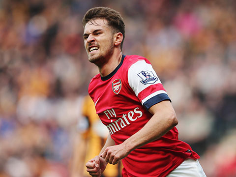 多家媒体：萨拉赫将入选战布莱顿大名单，该决定由斯洛特做出（斯洛特拍板，萨拉赫入选战布莱顿名单，已获多家媒体证实）