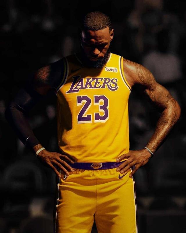 U22国足李镇全：团结且强大的集体，在正确道路上继续前进吧（U22国足李镇全：我们团结而强大，沿着正确的路继续前行）